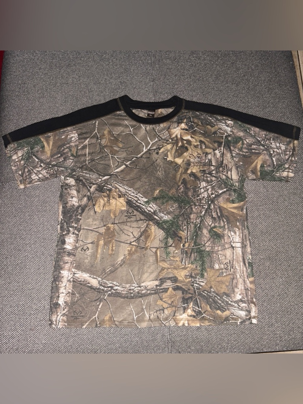 Y2K Realtree Camo Short Sleeve T-Shirt with Black Trim